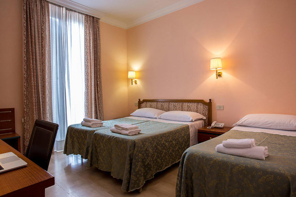 Hotel Center 3