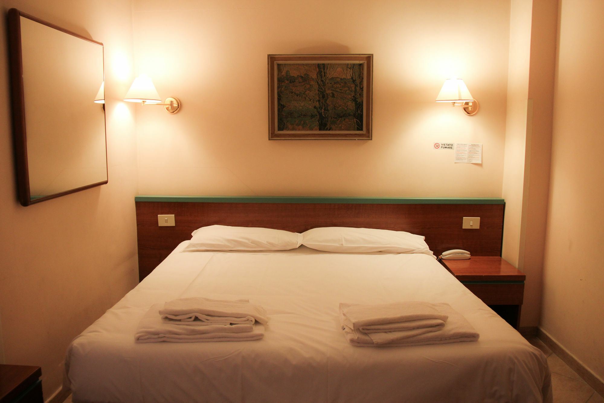 Center 3 Hotel 3*